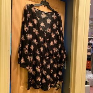American Eagle black floral romper